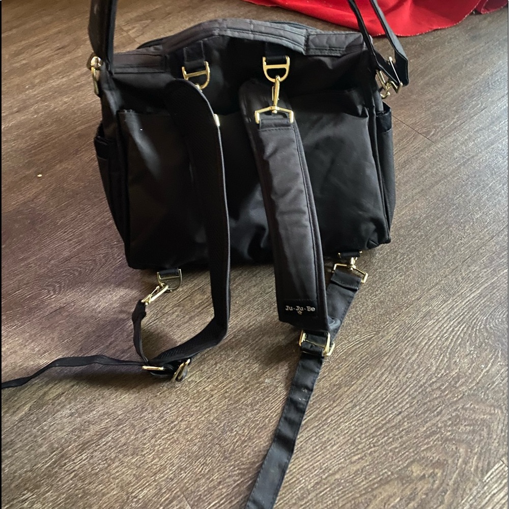 Skip Hop Chelsea Downtown Chic Diaper Satchel, Black